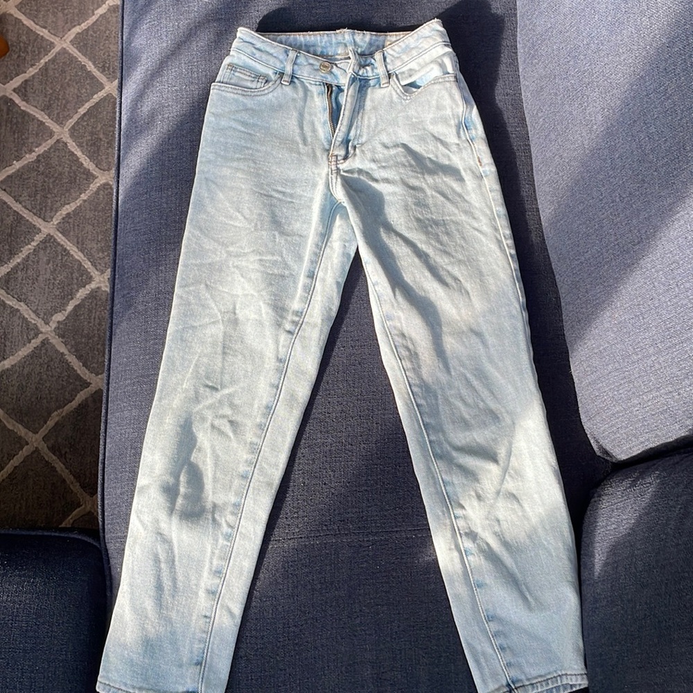 Pacsun mom jean. Size 22